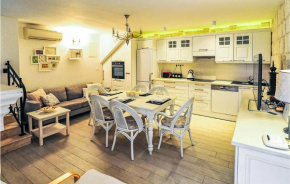 Amazing home in Korcula with WiFi and 3 Bedrooms